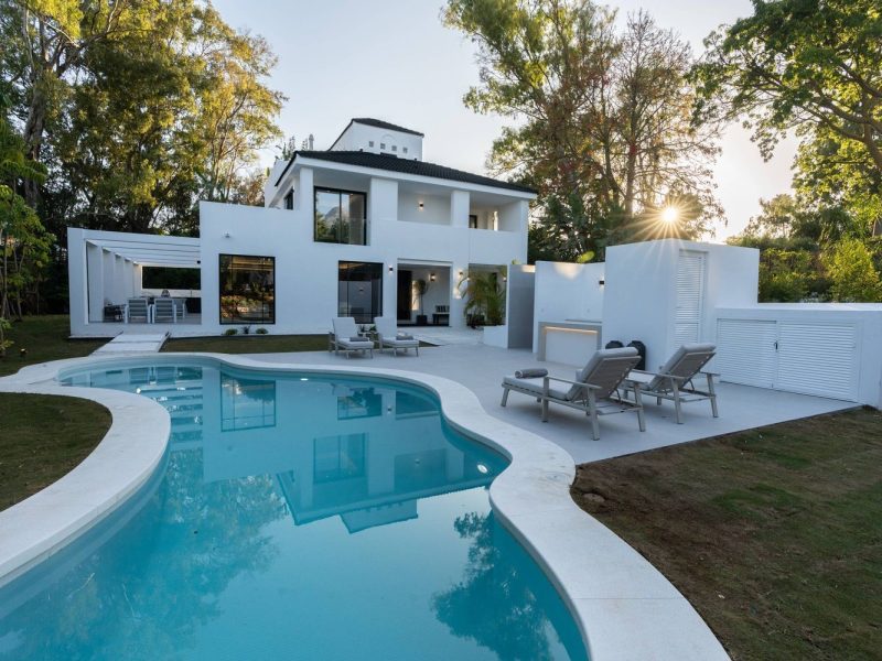 Willa na sprzedaż w Nueva Andalucía, Marbella, Málaga (Hiszpania)