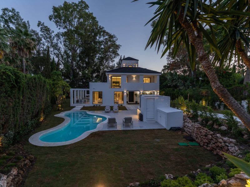 Willa na sprzedaż w Nueva Andalucía, Marbella, Málaga (Hiszpania)