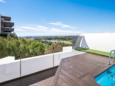 Apartment for sale in Los Flamingos, Benahavís, Málaga (Spain)