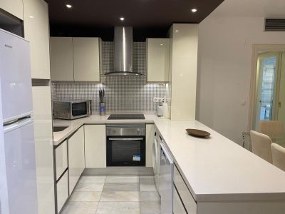 Lejlighed til salg i Nueva Andalucía, Marbella, Málaga (Spanien)