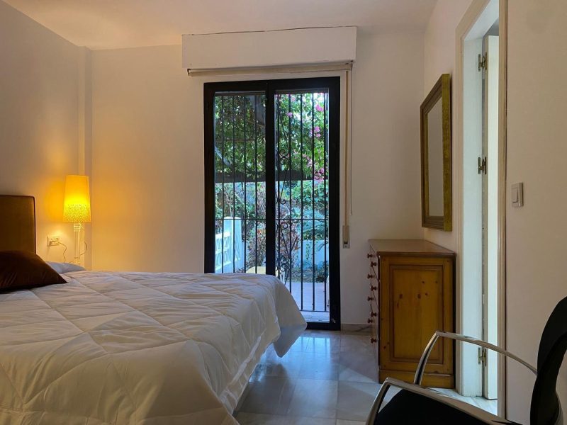 Apartament na sprzedaż w Nueva Andalucía, Marbella, Málaga (Hiszpania)