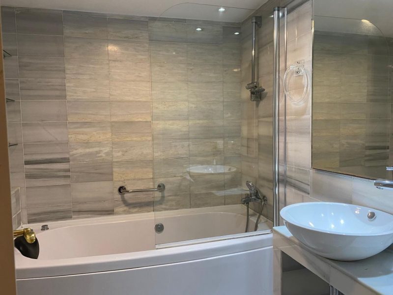 Apartament na sprzedaż w Nueva Andalucía, Marbella, Málaga (Hiszpania)