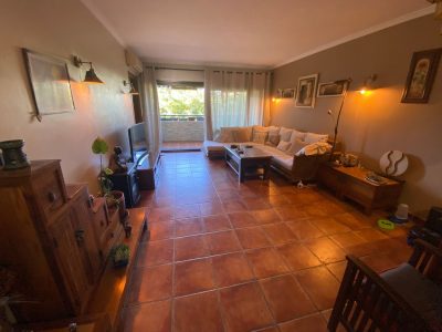 Apartamento en venta en Benamara - Atalaya, Estepona, Málaga (España)