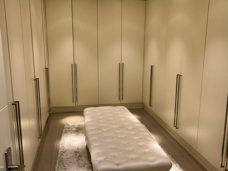 Вилла на продажу в Рио-Реал-Лос-Монтерос, Марбелья, Малага (Испания)