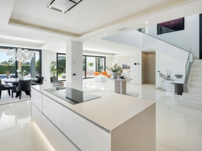 Villa til salg i Nagüles- Milla de Oro, Marbella, Málaga (Spanien)