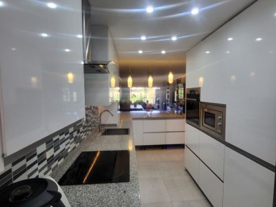 Huoneisto myynnissä San Pedro de Alcántara, Marbella, Málaga (Espanja)