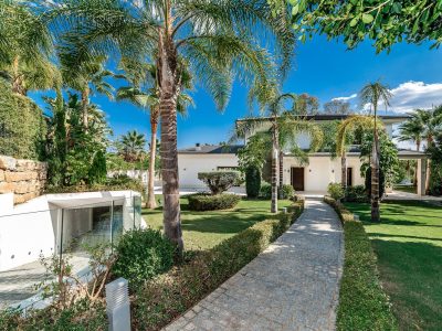 Villa for sale in Nueva Andalucía, Marbella, Málaga (Spain)