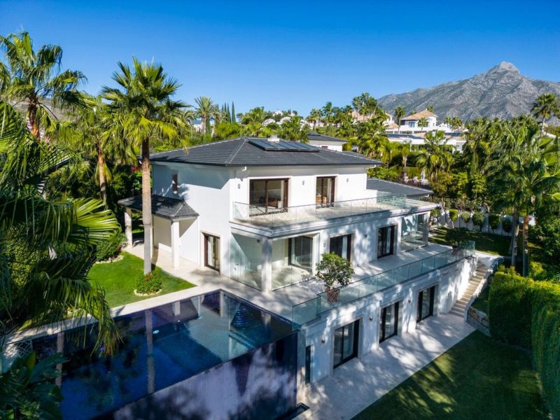Villa for sale in Nueva Andalucía, Marbella, Málaga (Spain)
