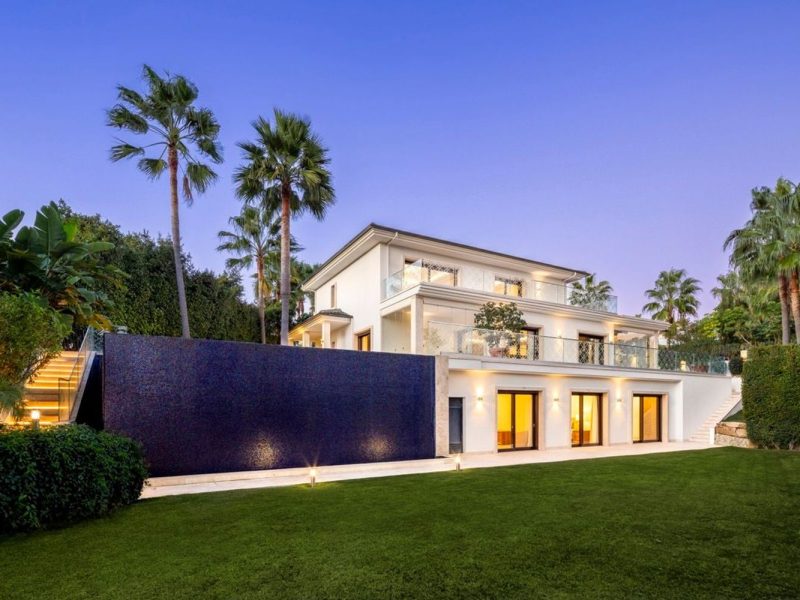 Villa for sale in Nueva Andalucía, Marbella, Málaga (Spain)