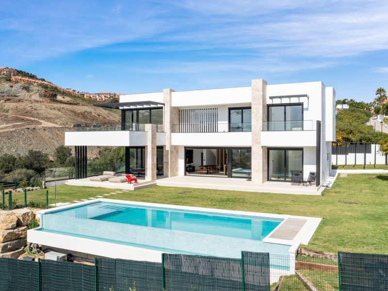 Villa for sale in La Alquería, Benahavís, Málaga (Spain)