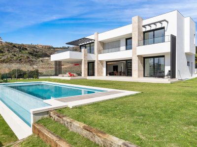 Villa for sale in La Alquería, Benahavís, Málaga (Spain)