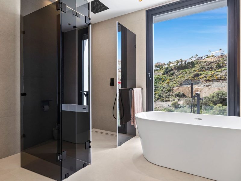 Villa for sale in La Alquería, Benahavís, Málaga (Spain)