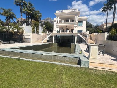Villa for sale in Nagüeles-Milla de Oro, Marbella, Málaga (Spain)