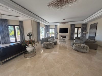 Villa for sale in Nagüeles-Milla de Oro, Marbella, Málaga (Spain)