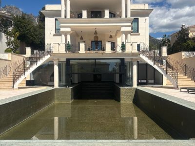 Villa for sale in Nagüeles-Milla de Oro, Marbella, Málaga (Spain)