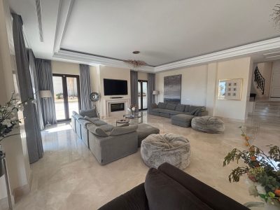 Villa for sale in Nagüeles-Milla de Oro, Marbella, Málaga (Spain)