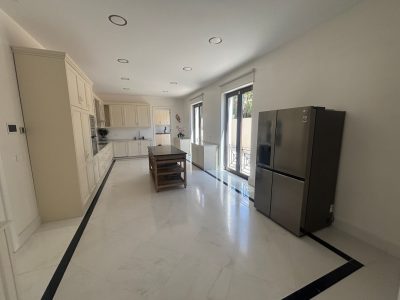 Villa for sale in Nagüeles-Milla de Oro, Marbella, Málaga (Spain)