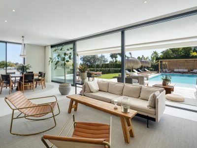 Вилла на продажу в Нуэва Андалусия, Марбелья, Малага (Испания)