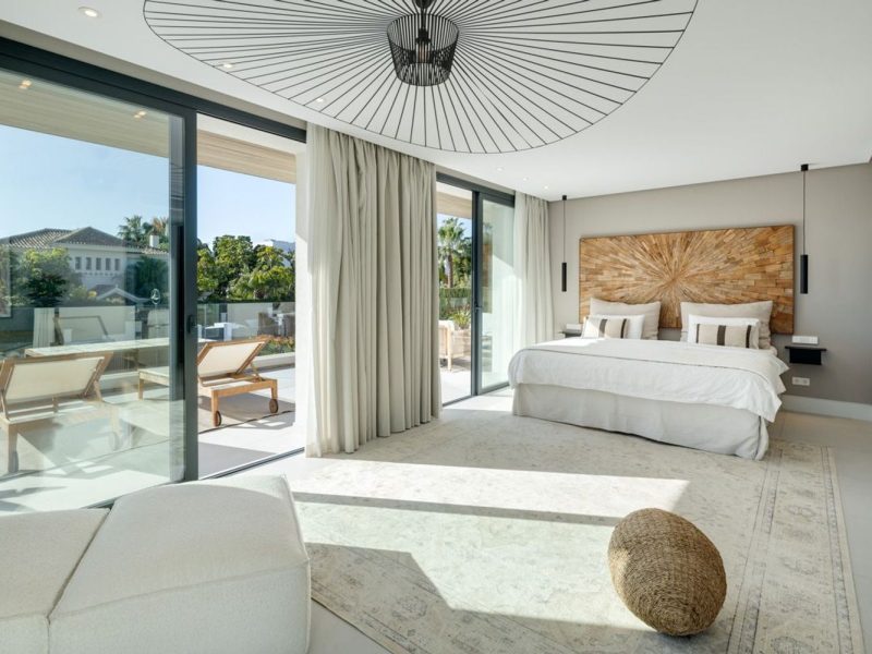 Вилла на продажу в Нуэва Андалусия, Марбелья, Малага (Испания)