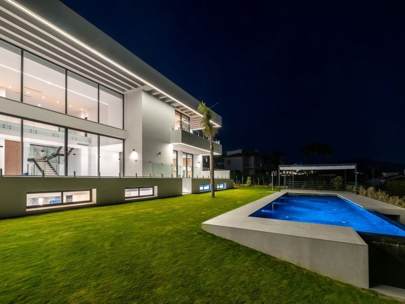 Villa te koop in El Paraíso, Benahavís, Málaga (Spanje)