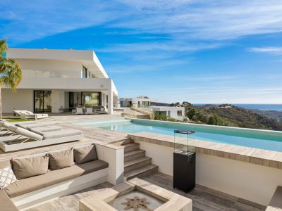 Huvila myynnissä Montemayor-Marbella Club, Benahavís, Málaga (Espanja)