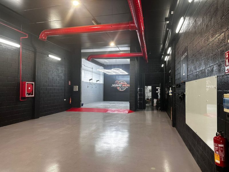 Industrial building for rent in Nueva Andalucía, Marbella, Málaga (Spain)