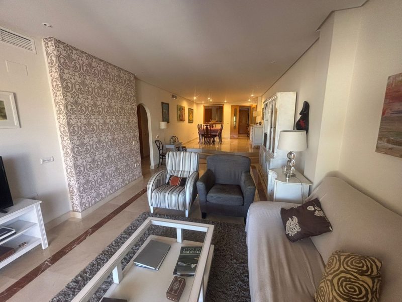 Apartment for sale in Nueva Andalucía, Marbella, Málaga (Spain)