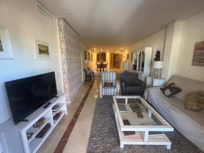 Apartment for sale in Nueva Andalucía, Marbella, Málaga (Spain)