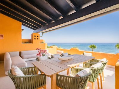 Apartamento em Punta Plata, Estepona, Málaga (Espanha)