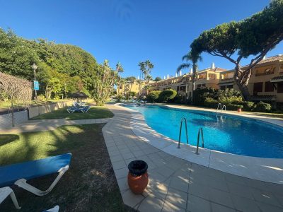 Апартамент за продажба в Елвирия-Кабопино, Марбела, Малага (Испания)