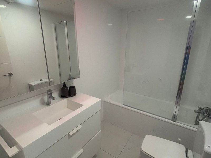 Апартамент за продажба в Елвирия-Кабопино, Марбела, Малага (Испания)