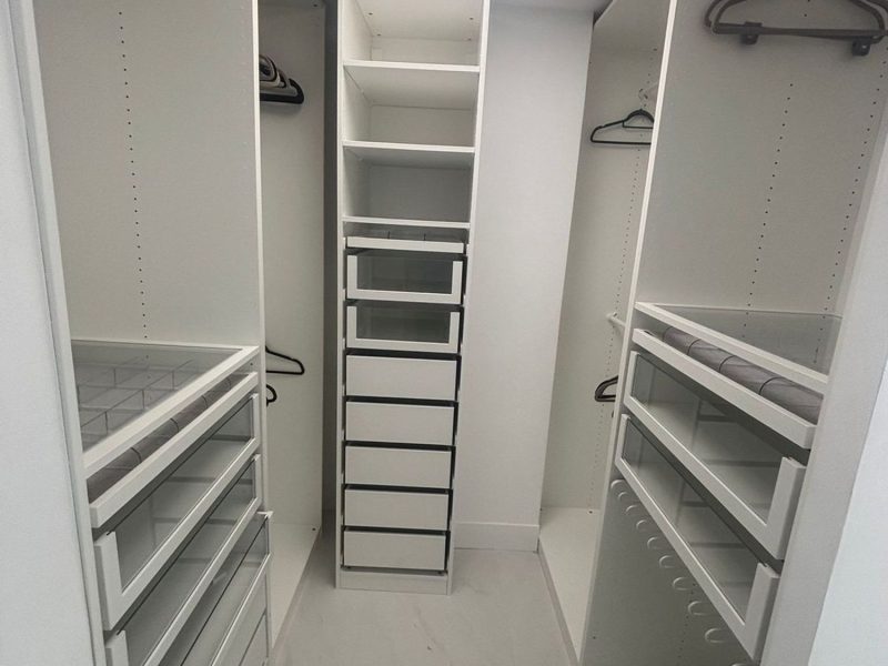 Апартамент за продажба в Елвирия-Кабопино, Марбела, Малага (Испания)