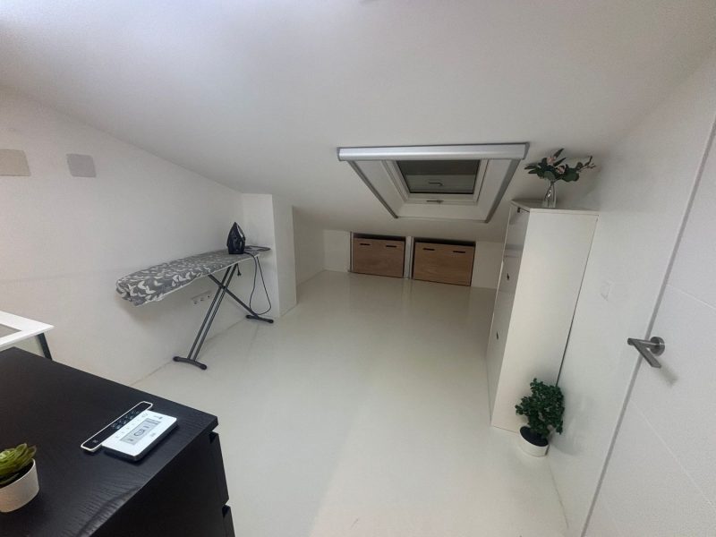 Апартамент за продажба в Елвирия-Кабопино, Марбела, Малага (Испания)