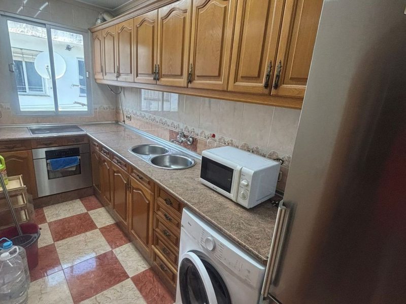 Apartamento en venta en Nueva Andalucía, Marbella, Málaga (España)