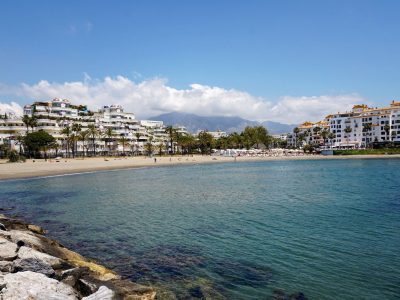 Apartamento en venta en Nueva Andalucía, Marbella, Málaga (España)