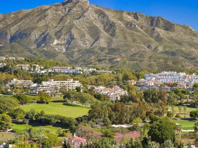 Apartamento en venta en Nueva Andalucía, Marbella, Málaga (España)