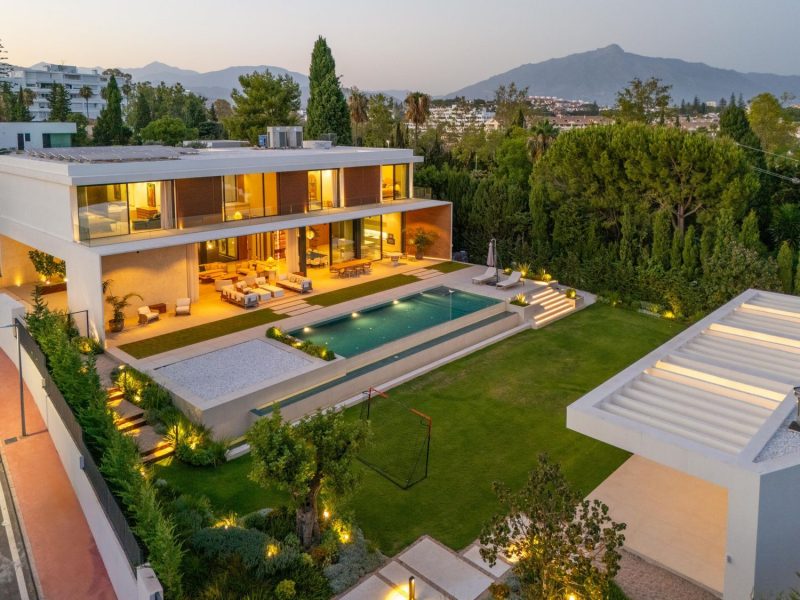 Villa for sale in San Pedro de Alcántara, Marbella, Málaga (Spain)