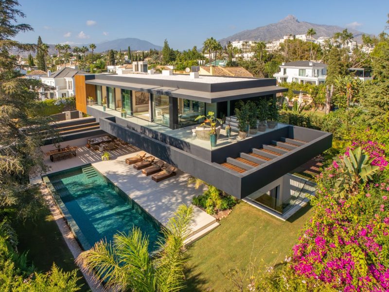 Villa for sale in Nueva Andalucía, Marbella, Málaga (Spain)