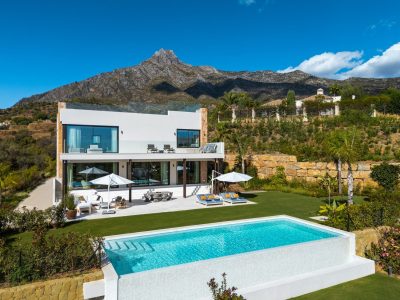 Villa for sale in Nagüeles-Milla de Oro, Marbella, Málaga (Spain)
