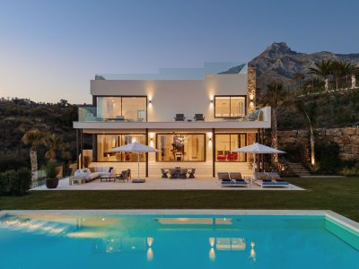 Villa for sale in Nagüeles-Milla de Oro, Marbella, Málaga (Spain)
