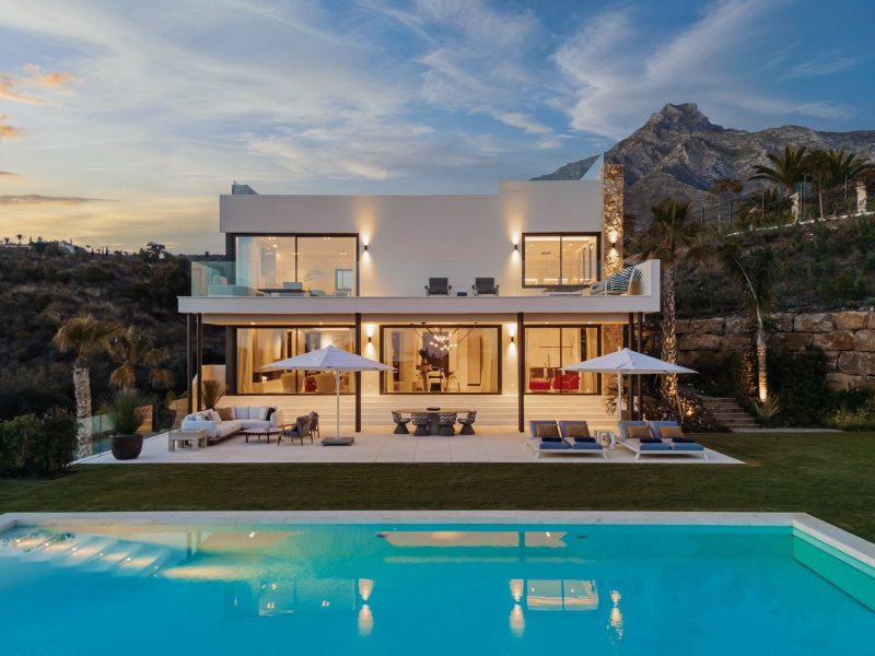 Villa for sale in Nagüeles-Milla de Oro, Marbella, Málaga (Spain)