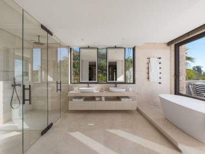 Villa for sale in Nagüeles-Milla de Oro, Marbella, Málaga (Spain)