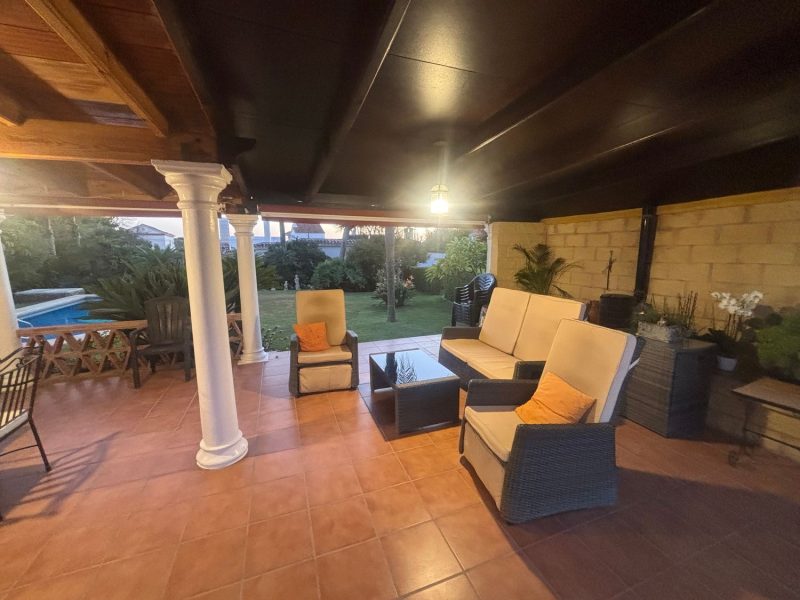 Villa para venda em Las Chapas-El Rosario, Marbella, Málaga (Espanha)