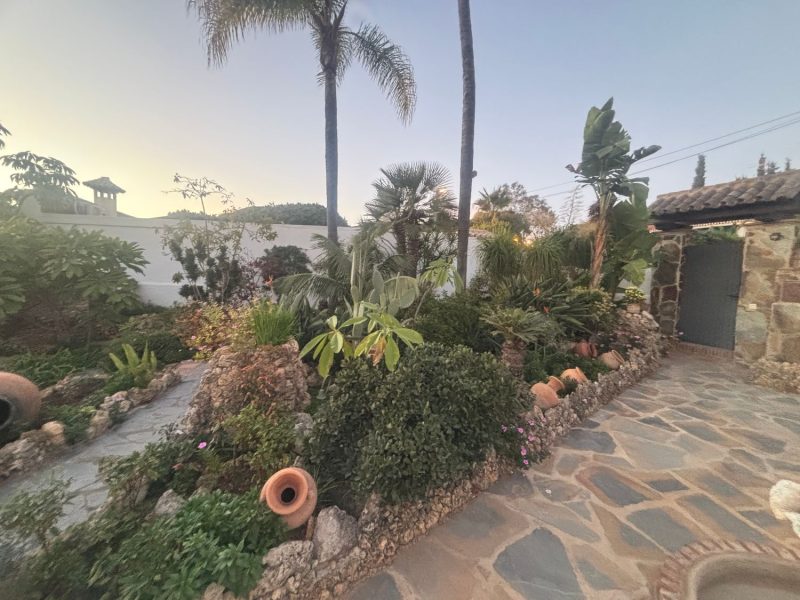 Villa para venda em Las Chapas-El Rosario, Marbella, Málaga (Espanha)