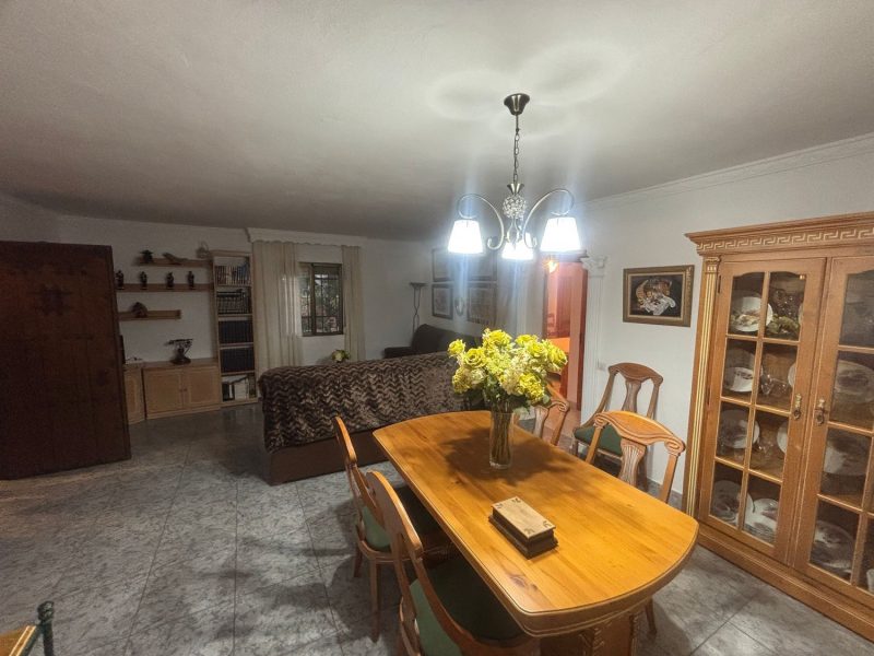 Villa para venda em Las Chapas-El Rosario, Marbella, Málaga (Espanha)