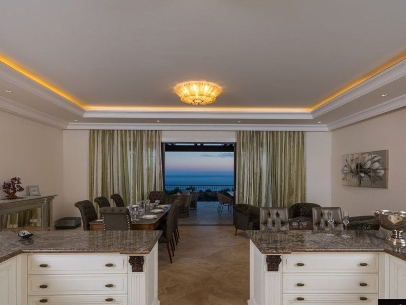 Villa for sale in Nagüeles-Milla de Oro, Marbella, Málaga (Spain)