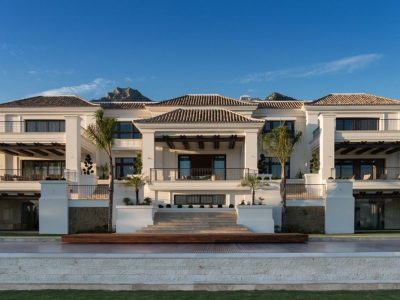 Villa in vendita a Nagüeles-Milla de Oro, Marbella, Málaga (Spagna)
