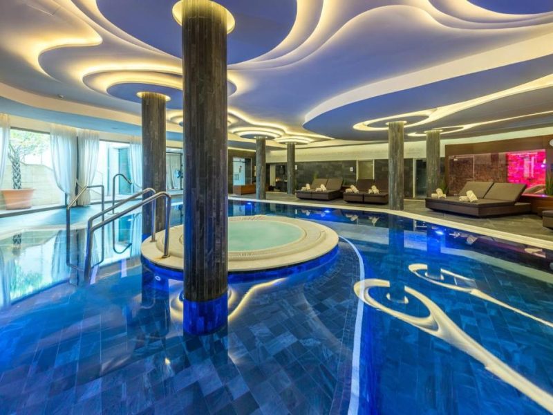 Порт Адриано - только для взрослых