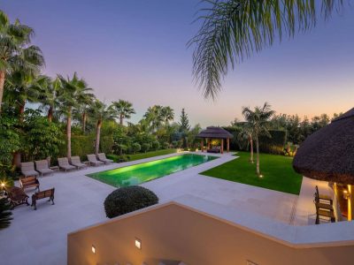 Villa for sale in Nagüeles-Milla de Oro, Marbella, Málaga (Spain)