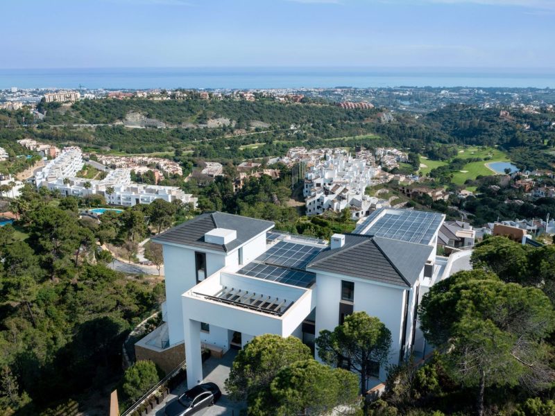 Müük asukohas El Madroñal, Benahavís, Málaga (Hispaania)